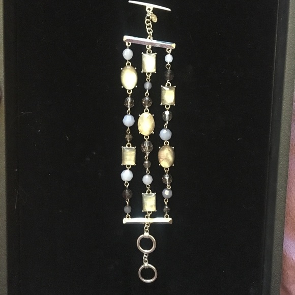 Premier Designs Purple Bracelet - Picture 3 of 5